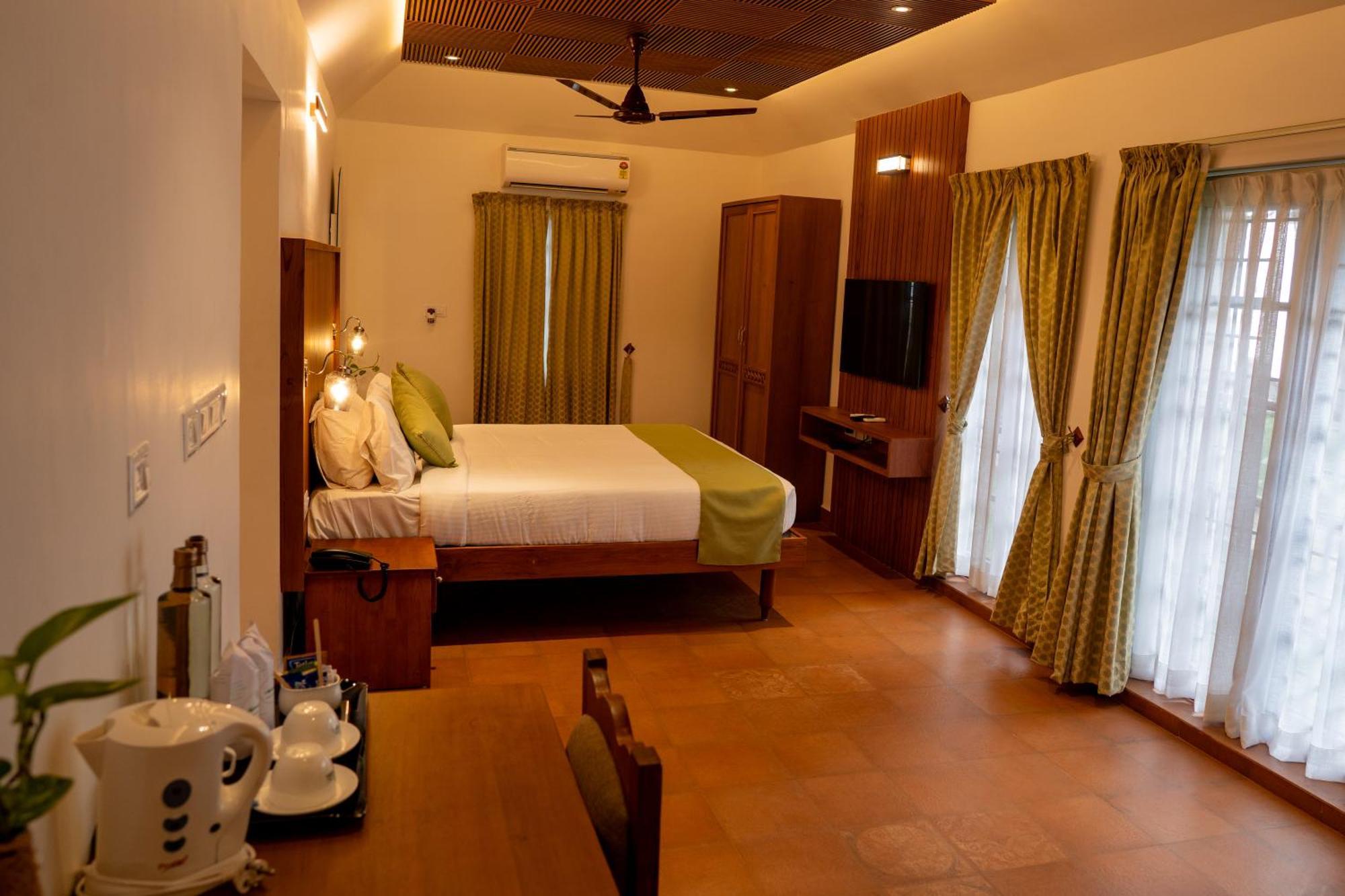 Ktdc Kumarakom Gateway Resort アーラップーザ県 エクステリア 写真